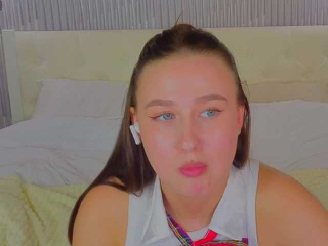 Kiki-angelll live cam on BongaCams