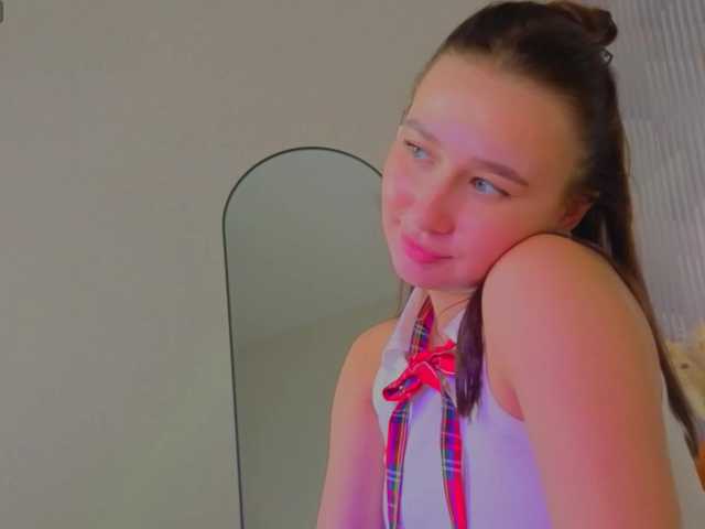 kiki-angelll live sex