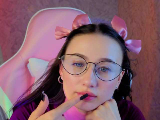 Kiki-angelll live cam on BongaCams