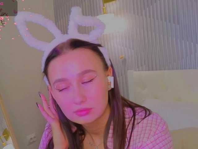 Kiki-angelll live cam on BongaCams