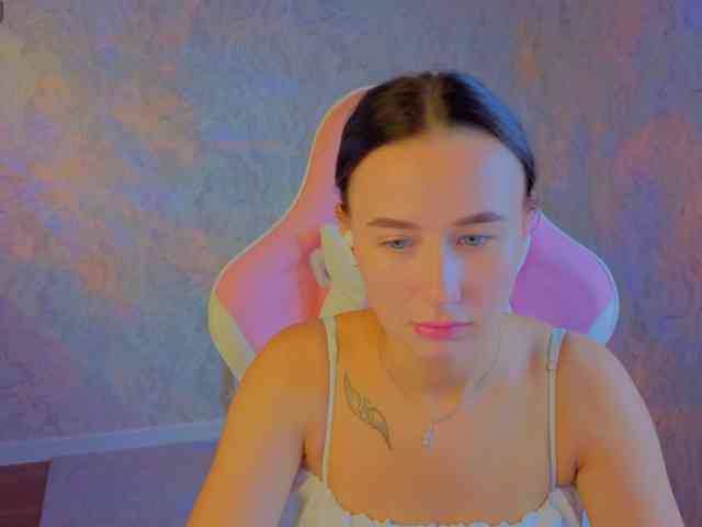 Kiki-angelll webcam
