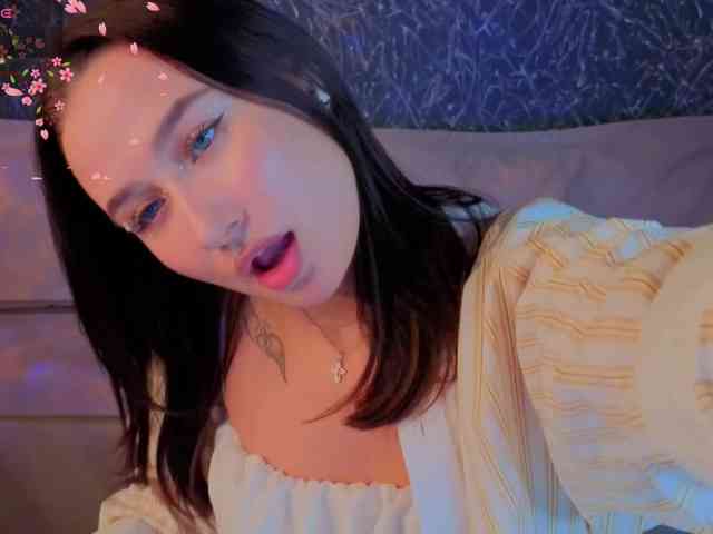 Kiki-angelll webcam