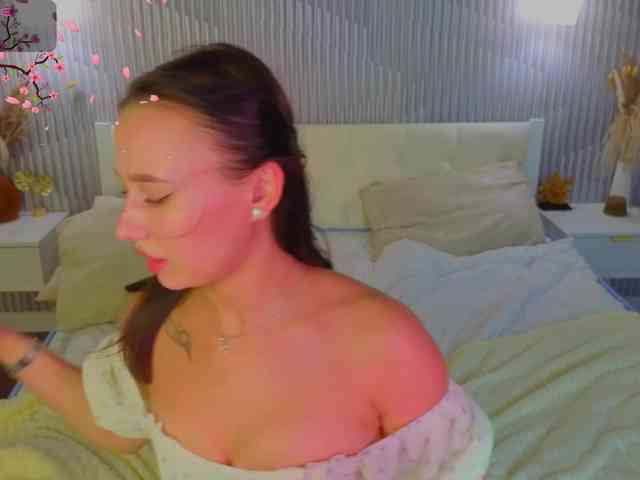 Kiki-angelll webcam