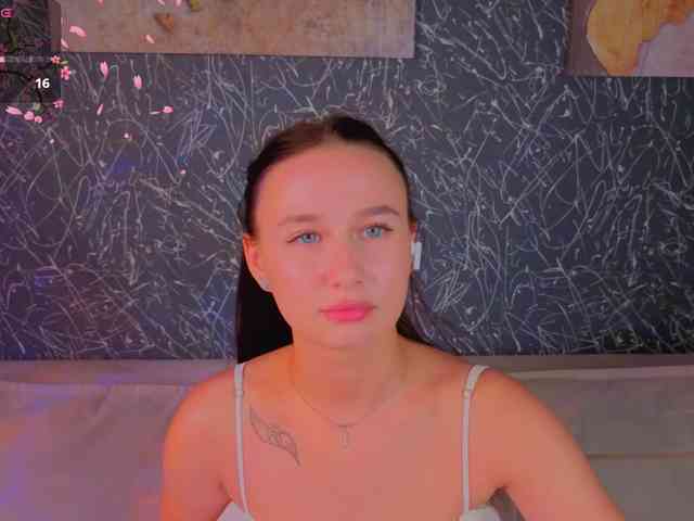 Kiki-angelll webcam