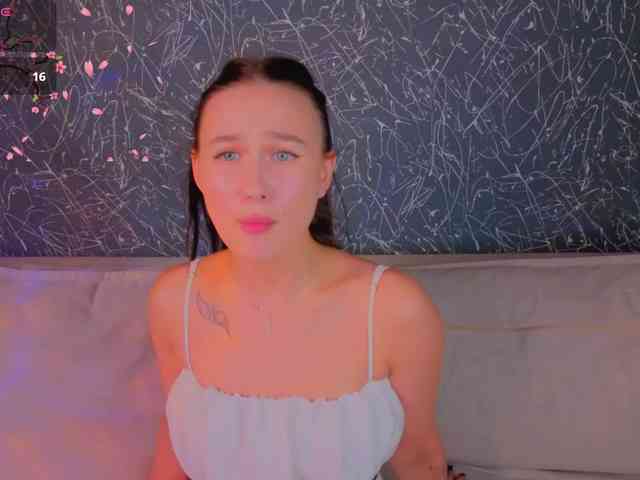 Kiki-angelll webcam