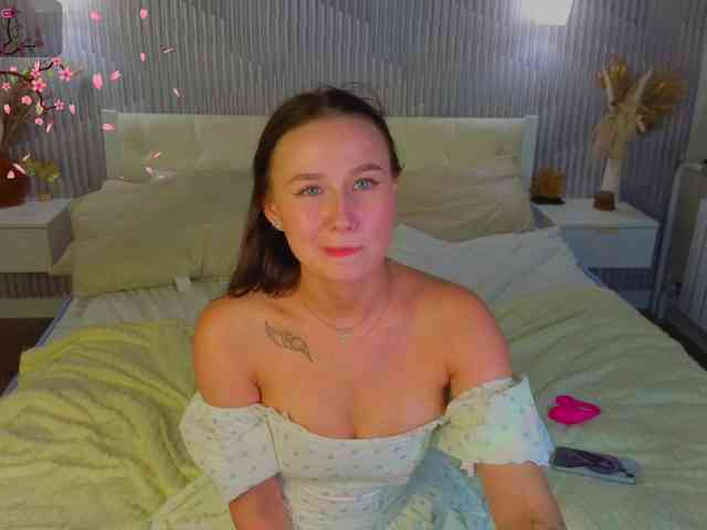 Kiki-angelll webcam