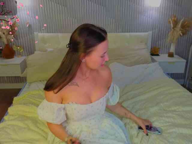 Kiki-angelll webcam