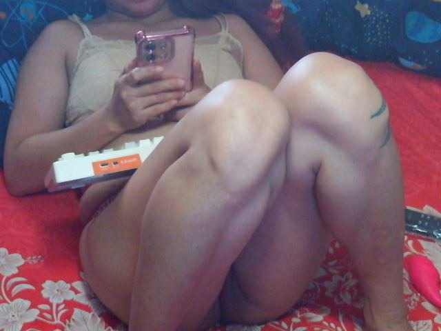 CutieaAsianxxx live cam on BongaCams