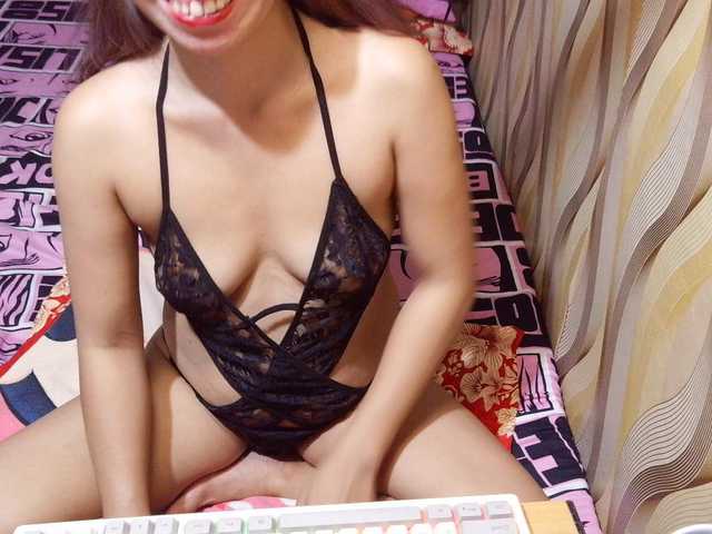 CutieaAsianxxx live cam on BongaCams