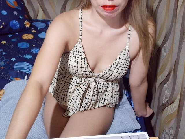 CutieaAsianxxx live cam on BongaCams