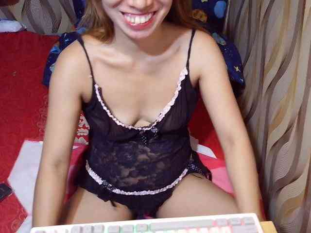 CutieaAsianxxx webcam