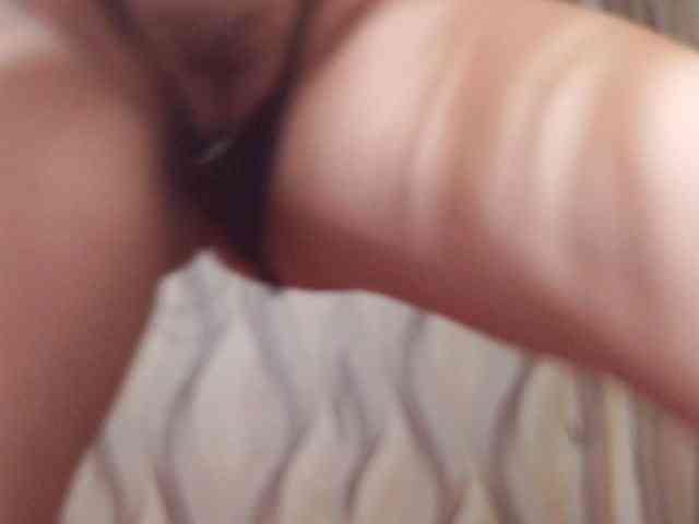 CutieaAsianxxx webcam