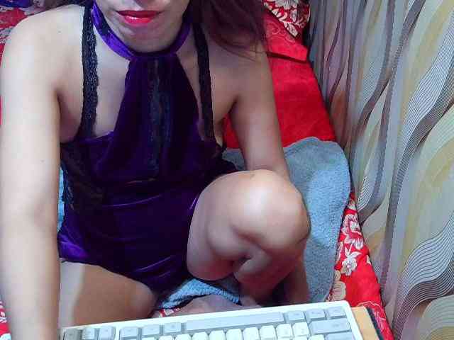 CutieaAsianxxx webcam