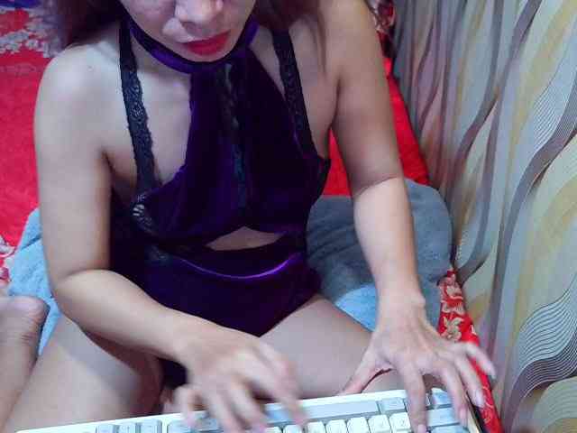 CutieaAsianxxx webcam