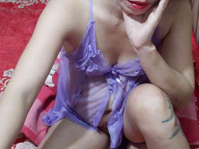 CutieaAsianxxx webcam