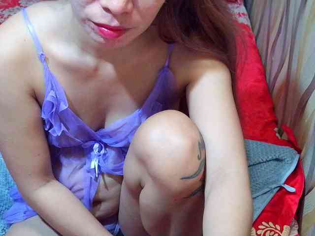 CutieaAsianxxx webcam