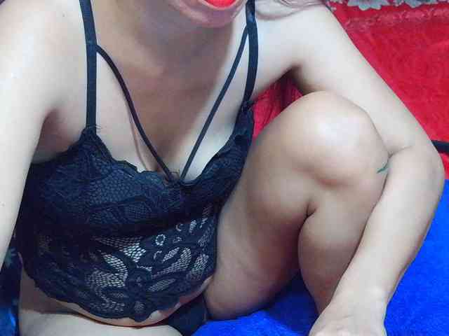 CutieaAsianxxx webcam