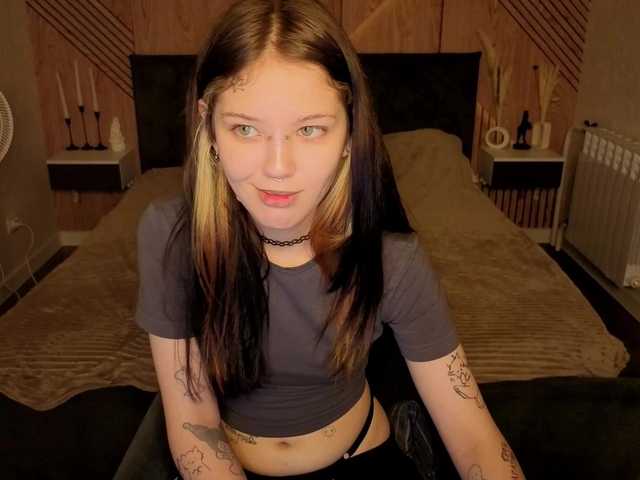 Lina-XD live cam on BongaCams