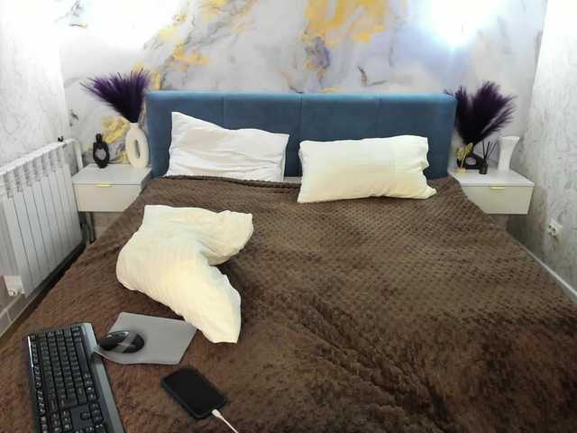 Lina-XD live cam on BongaCams