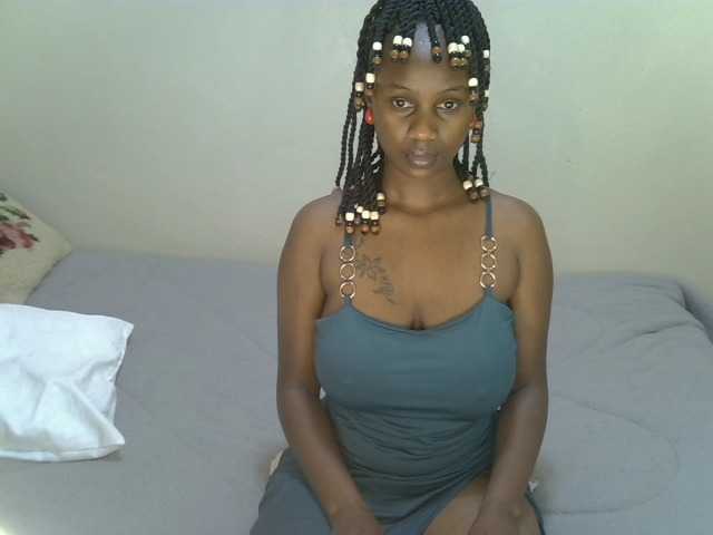 Badgalstar live cam on BongaCams