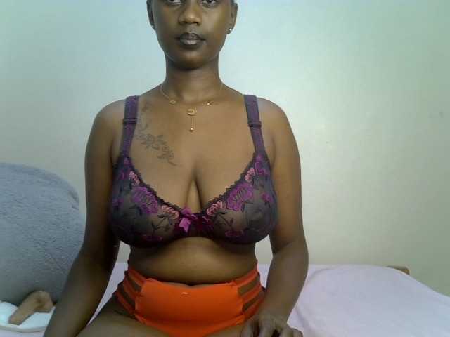 Badgalstar live cam on BongaCams
