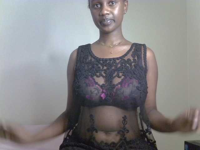 Badgalstar live cam on BongaCams