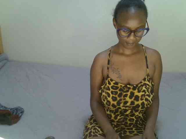 Badgalstar Live Webcam on BongaCams
