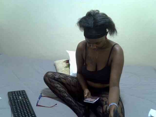 Badgalstar webcam