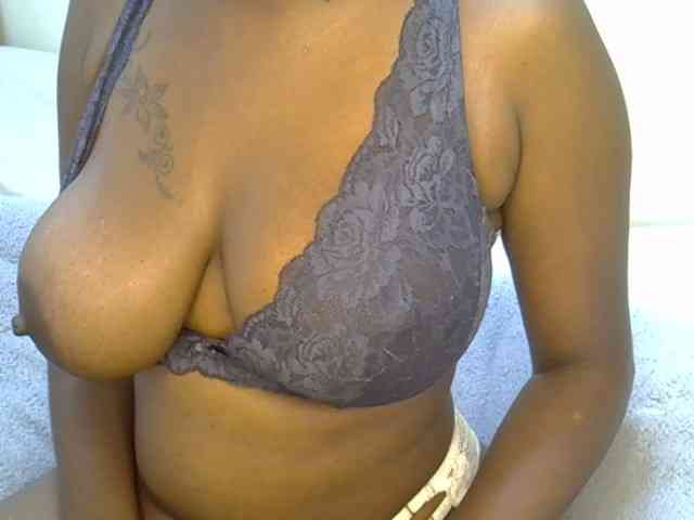 Badgalstar webcam