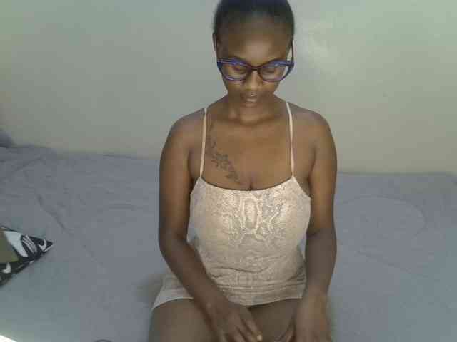 Badgalstar webcam