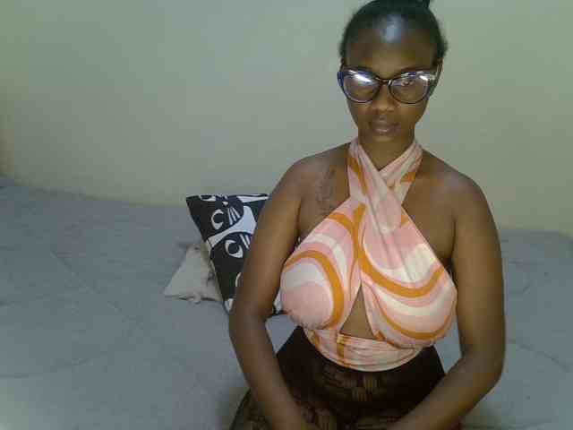 Badgalstar Live Webcam on BongaCams