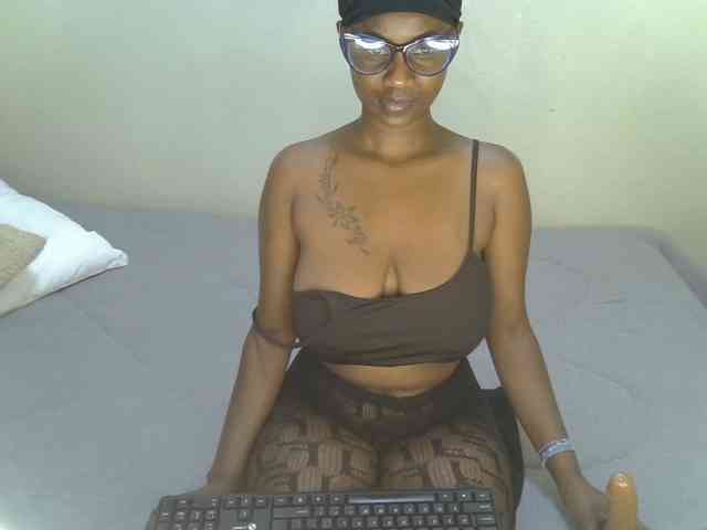 Badgalstar webcam