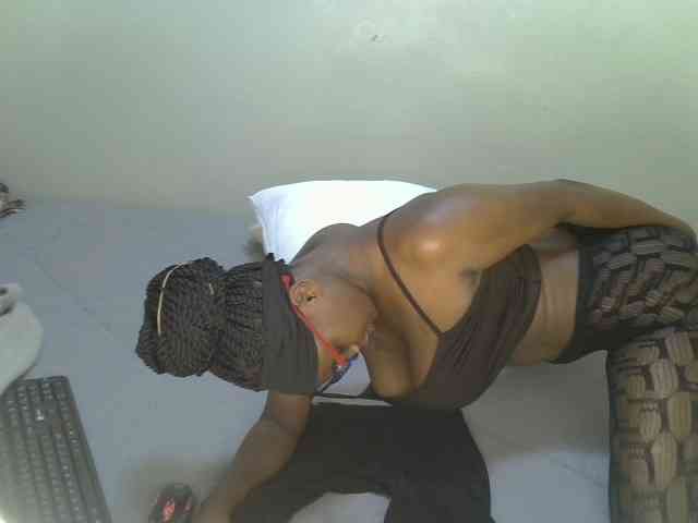 Badgalstar webcam