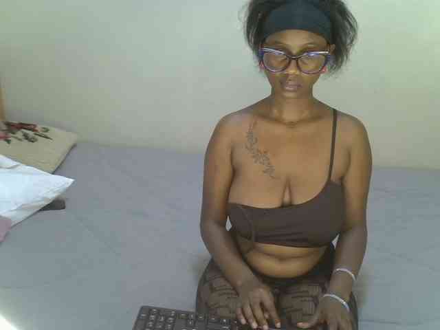 Badgalstar webcam