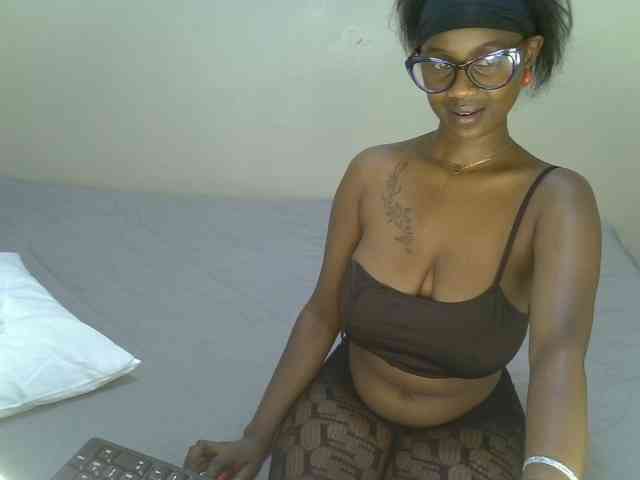 Badgalstar webcam