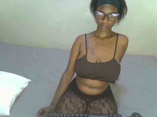Badgalstar webcam