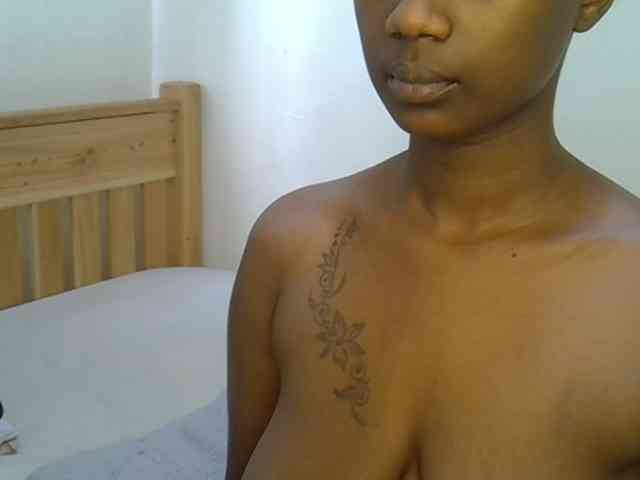 Badgalstar webcam