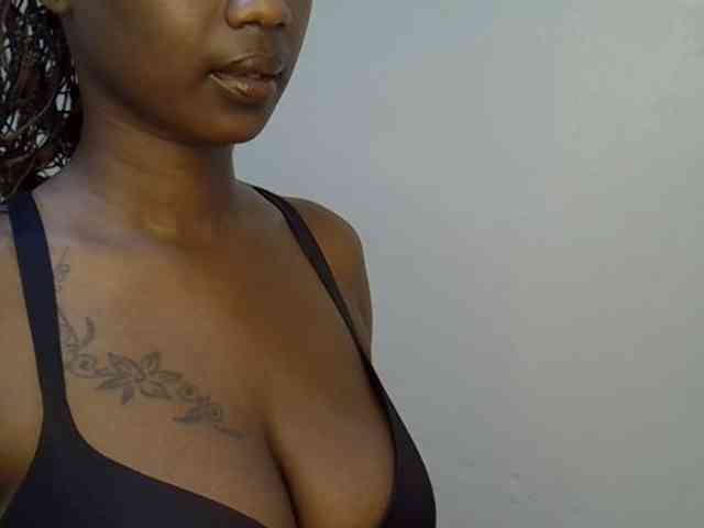 Badgalstar webcam