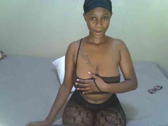 Badgalstar webcam