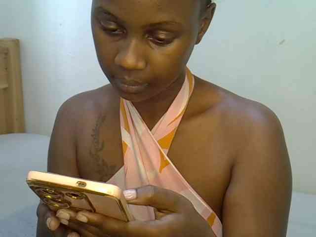 Badgalstar webcam