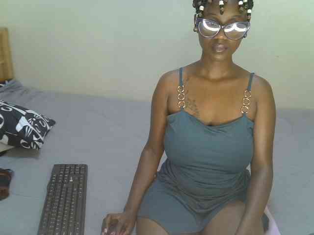 Badgalstar webcam