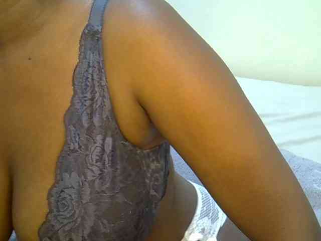 Badgalstar webcam