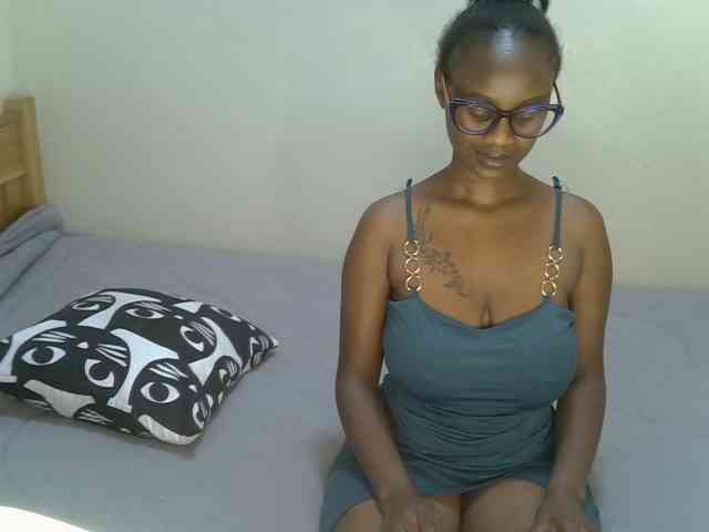 Badgalstar webcam