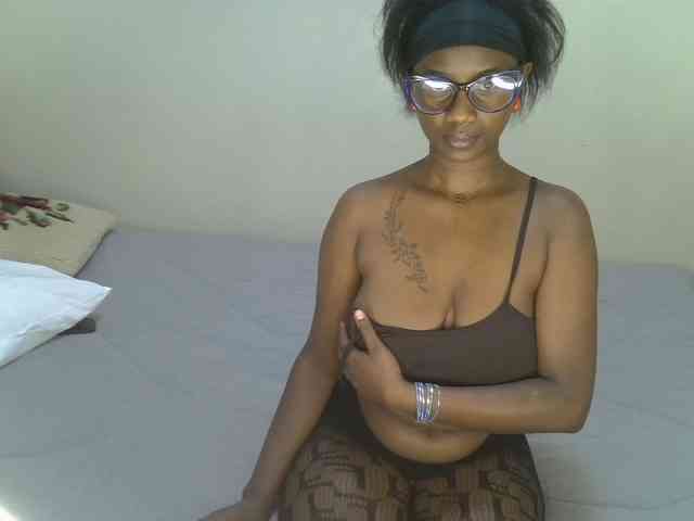 Badgalstar webcam
