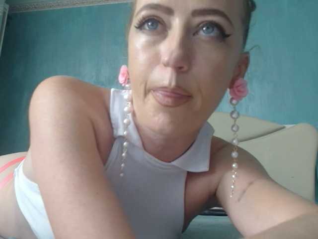 laralane online