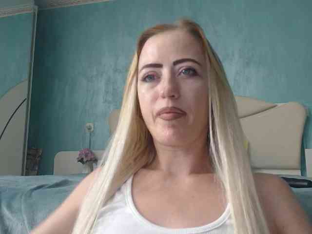 Modella: LaraLane
