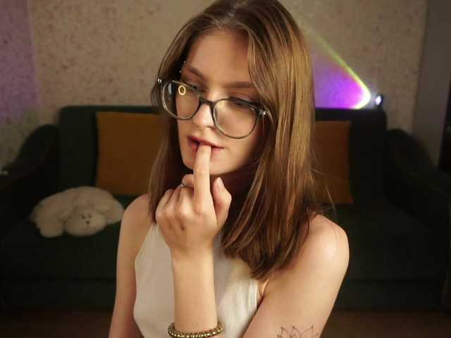 AsyaStar live cam on BongaCams
