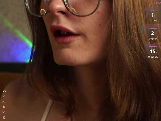 AsyaStar live cam on BongaCams