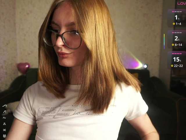 AsyaStar live cam on BongaCams