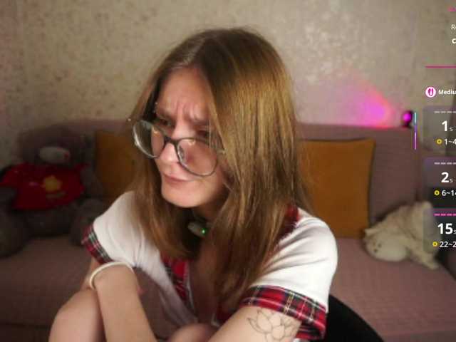 AsyaStar live cam on BongaCams